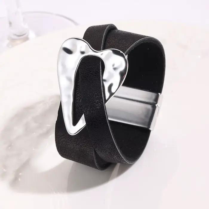 Bracelets géométriques en alliage de cuir PU pour femmes, grand cœur, amour, mode OL brossé, exagéré