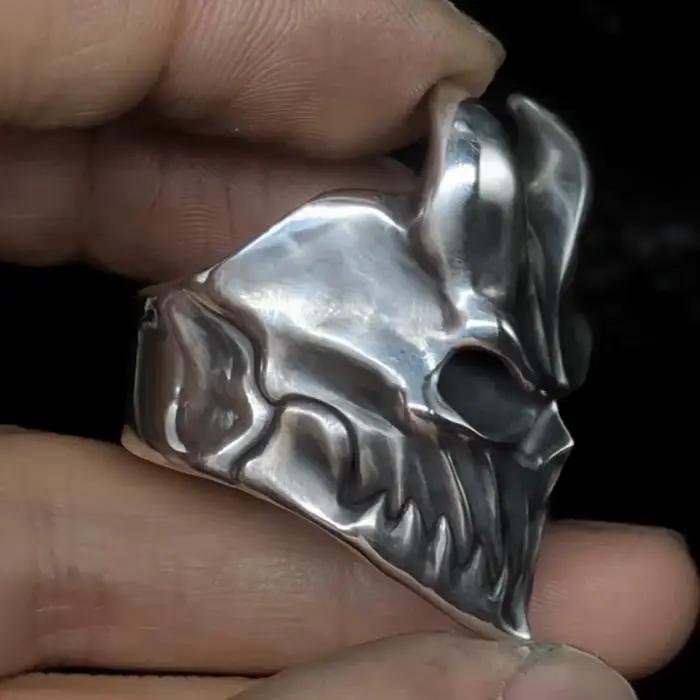 Bague en argent nucléaire russe squelette de roche, Production exquise
