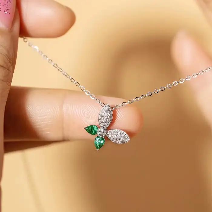 Collier de luxe pour femmes, collier papillon brillant incrusté de Zircon vert, pendentif, nouveau t