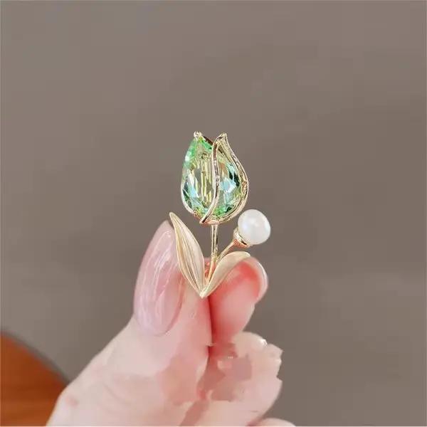Broches de luxe en Zircon pour femmes, fleur de tulipe, perles, mode feuille florale en cristal, épi