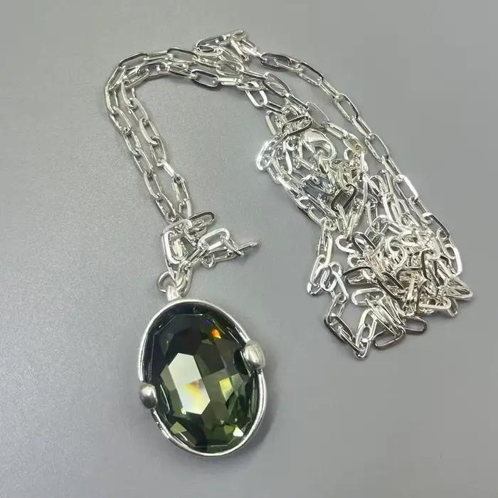 Collier de mode en pierres précieuses de haute qualité, style rétro niche, nouvelle collection 2026,