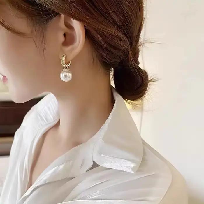 Boucles d'oreilles pendantes en perles de Zircon incrustées, Design de luxe léger français, accessoires de bijoux exquis pour femmes lors des fêtes