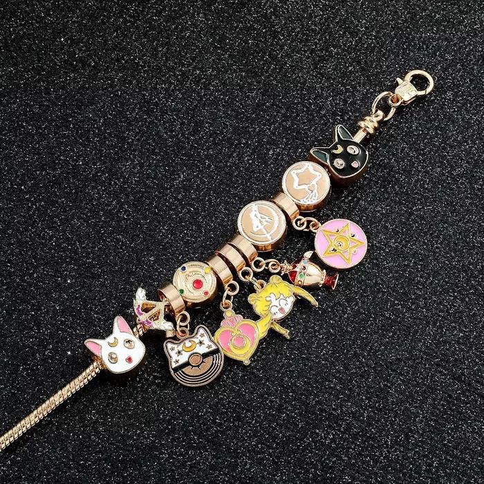 Bracelet à breloques Sailor Moon, breloques sur le thème de Luna, Artemis et Usagi, accessoires de bijoux pour cosplay d'anime, cadeaux