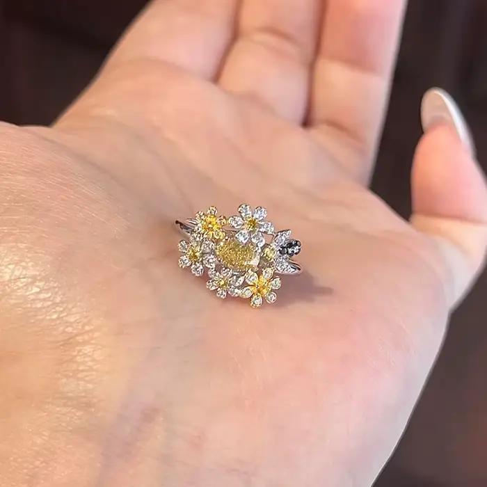 Bagues d'automne en diamant incrusté de petites fleurs pour femmes, bagues exquises de luxe légères haut de gamme, petite bague fraîche, bijoux quotidiens, cadeaux