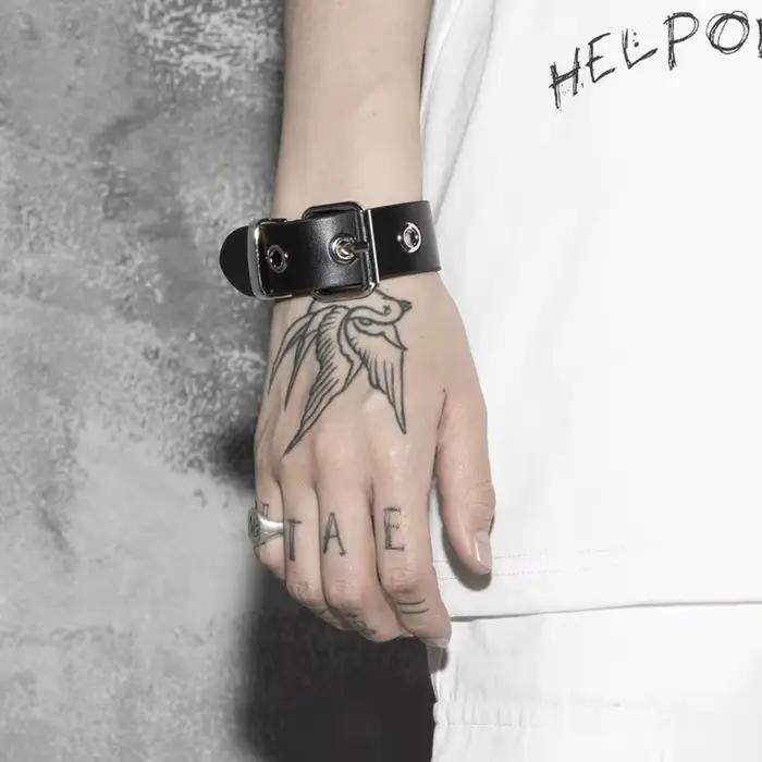 Cool Punk Bracelets hommes femmes rétro Bracelet réglable poignet ceinture boucle Styles manchette Bracelet pour fête Club usage quotidien