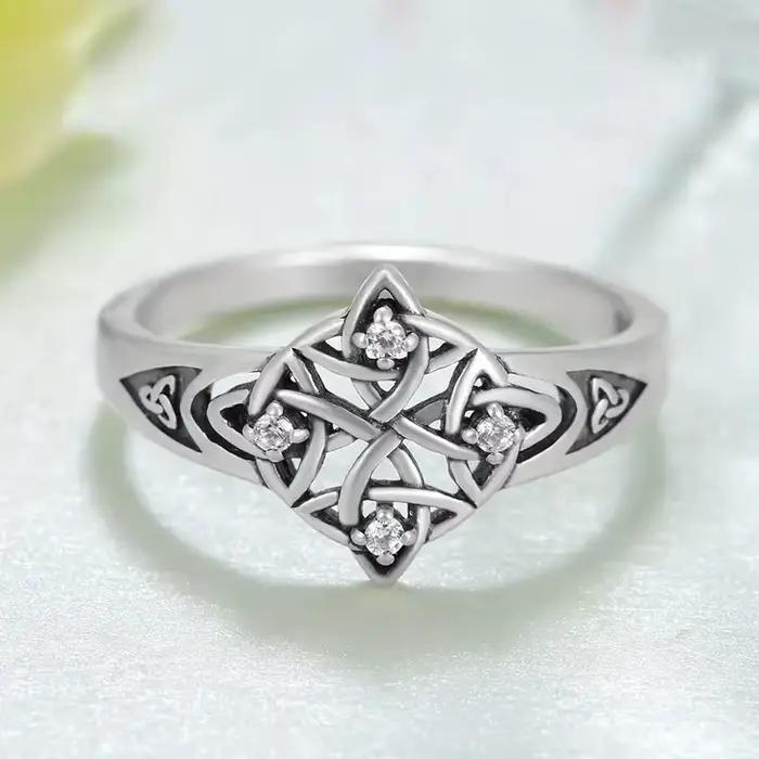 Nouvelle bague triple en argent thaïlandais rétro 2026, motif nœud celtique, amulette celtique sorcière européenne et américaine, bague diamant