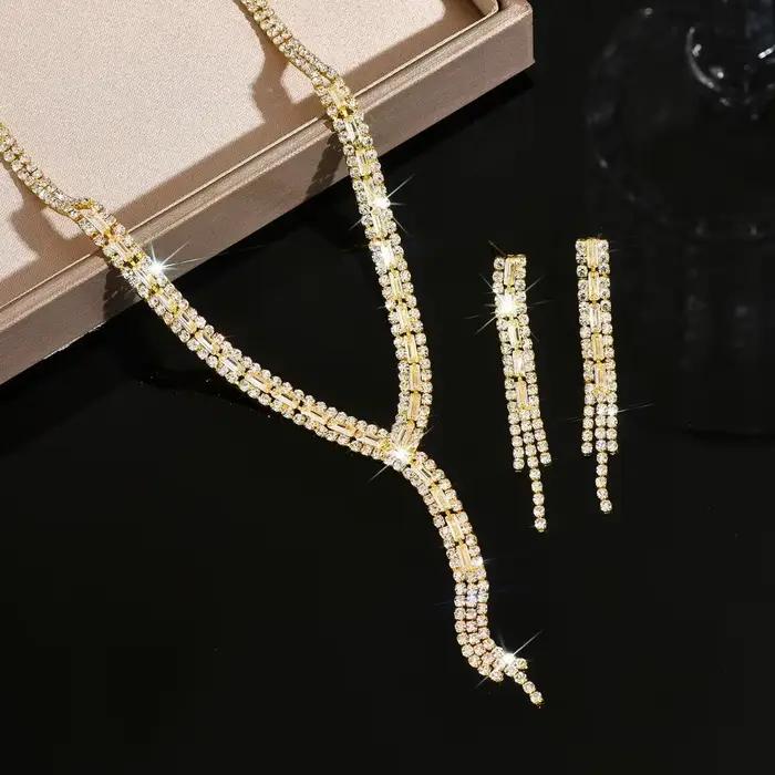 Ensemble de bijoux élégant en forme de Y avec pampilles, collier et boucles d'oreilles pendantes rétro luxueux, ensemble collier et boucles d'oreilles exquis en strass