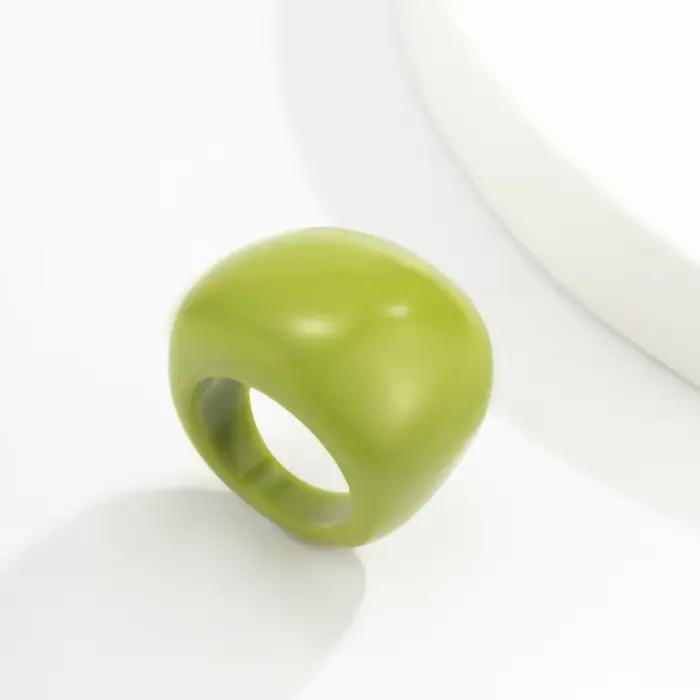 Bague en résine acrylique pour femme, bijoux exagérés, classique, grand breton, uni, géométrique, document bonbon, accessoires de mode