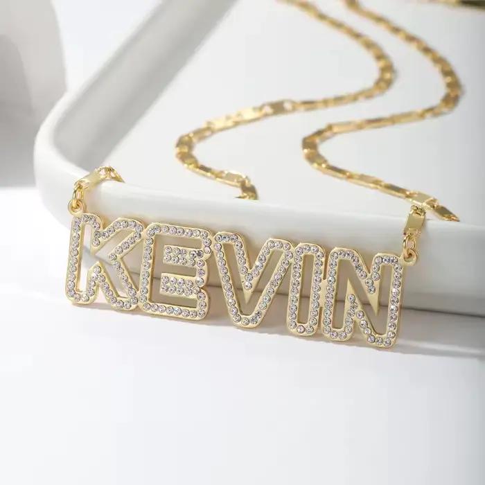 Collier personnalisé avec nom en pierre scintillante en or, bijoux en acier inoxydable, cadeau à la mode pour femmes
