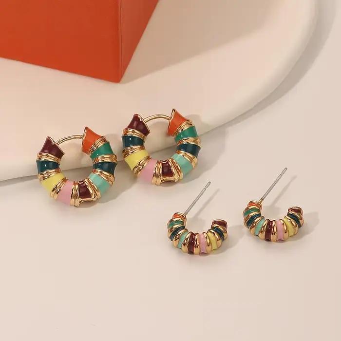 Boucles d'oreilles rondes en émail de couleur rétro romantique français, couleur or, nouvelles boucles d'oreilles pour femmes, accessoires de bijoux à la mode, 2025
