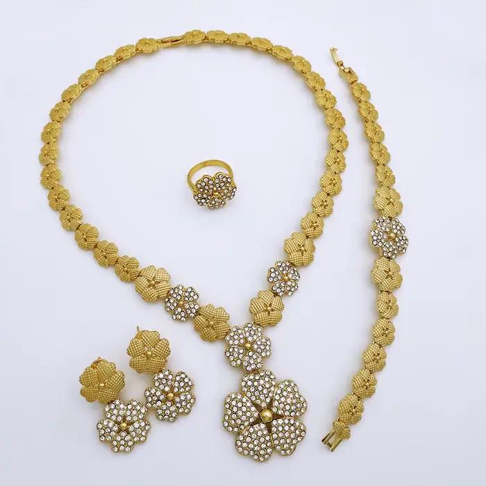 Ensembles de bijoux de Dubaï et du Nigéria pour femmes, design de luxe, cinq pétales de fleurs, pendentif, collier, boucle d'oreille, bracelet et bague