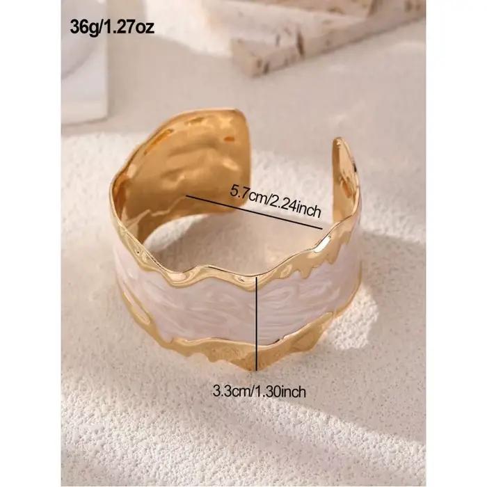 1 pièce Bracelet large asymétrique en métal, design créatif et audacieux, bijou massif, accessoire pour femme au quotidien ou pour les soirées