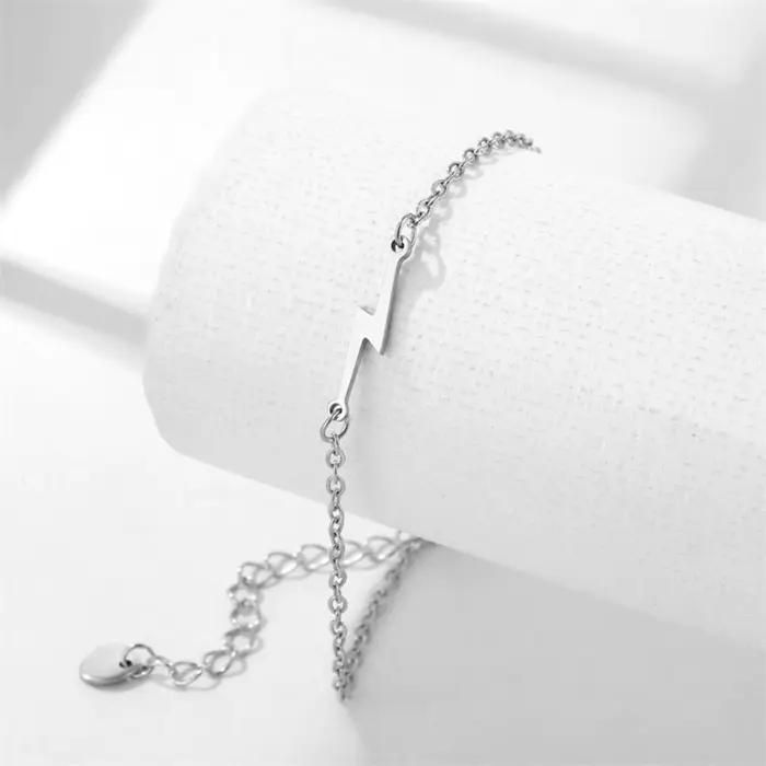Bracelet porte-bonheur en forme d'éclair pour femmes et hommes, bijoux en acier inoxydable, cadeau tendance