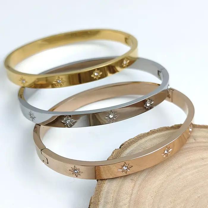 Bracelet en métal pour femme. Bracelet en zircon scintillant en forme d'étoile polaire fermée. Bijoux de mariage élégants et tendance, adaptés à votre femme.
