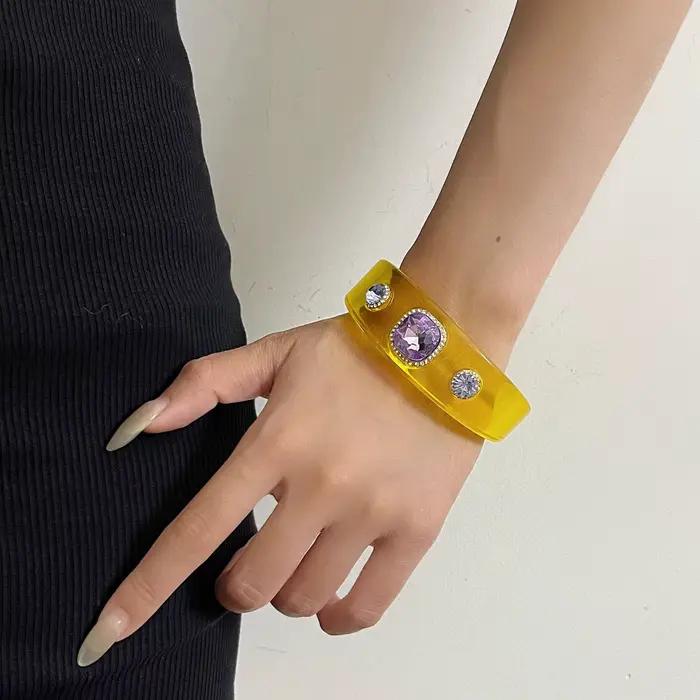 Bracelet en résine avec strass colorés, Design exagéré Unique, à la mode, exquis, multicolore, géométrique, circulaire, large