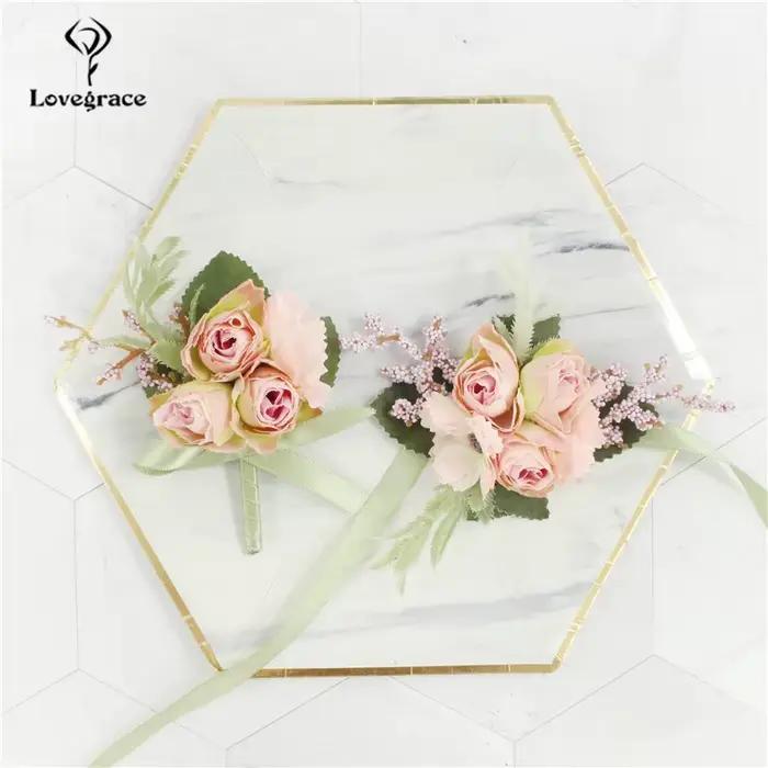 Bracelet de demoiselle d'honneur en soie avec fleurs artificielles pour mariage et cérémonies d'engagement élégantes corsage de poignet soie pour demoiselles d'honneur et témoins
