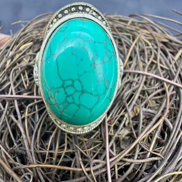 Bague unisexe de style mongol vintage, incrustée à la main de turquoise naturelle stabilisée, bijou ethnique tibétain antique pour le doigt
