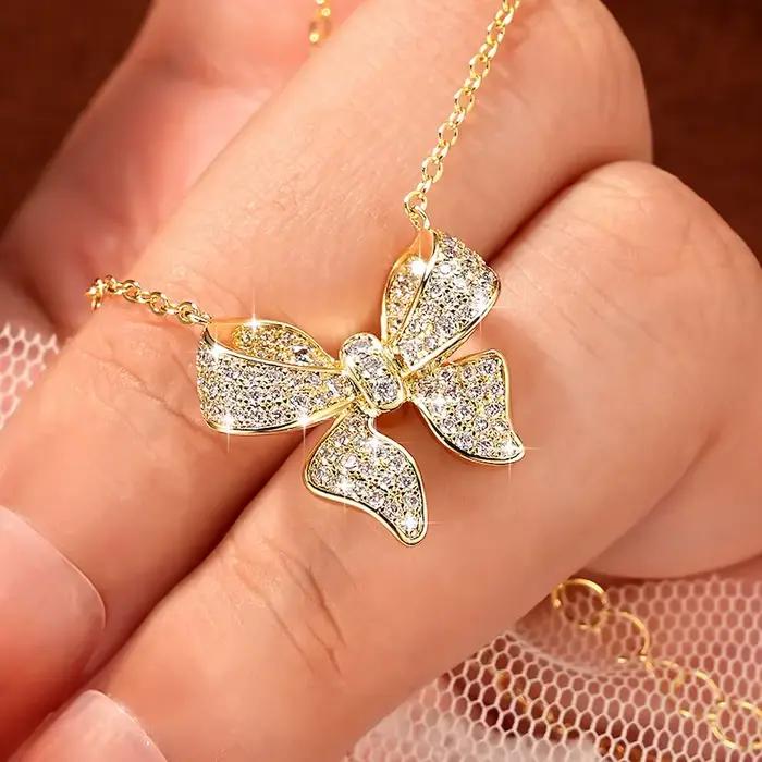 Collier pendentif Rrjzz en moissanite brillante sertie pavé pour femme, collier nœud papillon exquis et tendance, cadeaux de bijoux de mariage