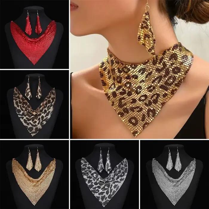 Ensemble de bijoux indiens pour femmes, biscuits brillants, tour de cou en métal, boucles d'oreilles de la présidence, fête de mariage, ensembles de bijoux à la mode