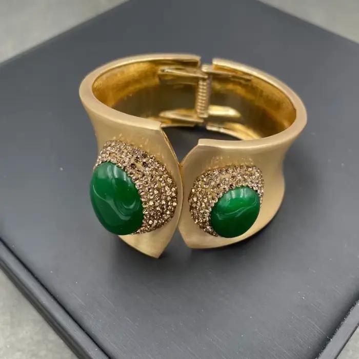 Nouveau Bracelet en Jade émeraude pour femmes strass mode personnalisé fête bijoux de mariage
