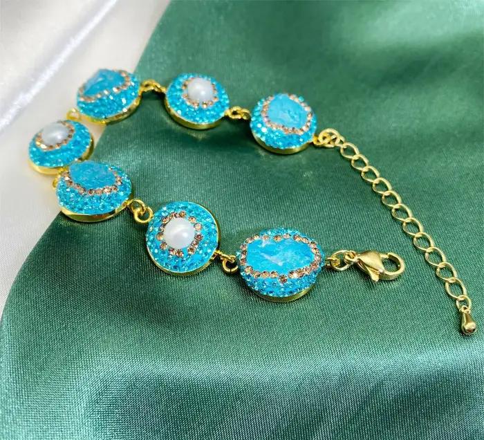 Bracelet élégant et tendance bleu marine naturel, design polyvalent et raffiné, bijoux pour femmes,
