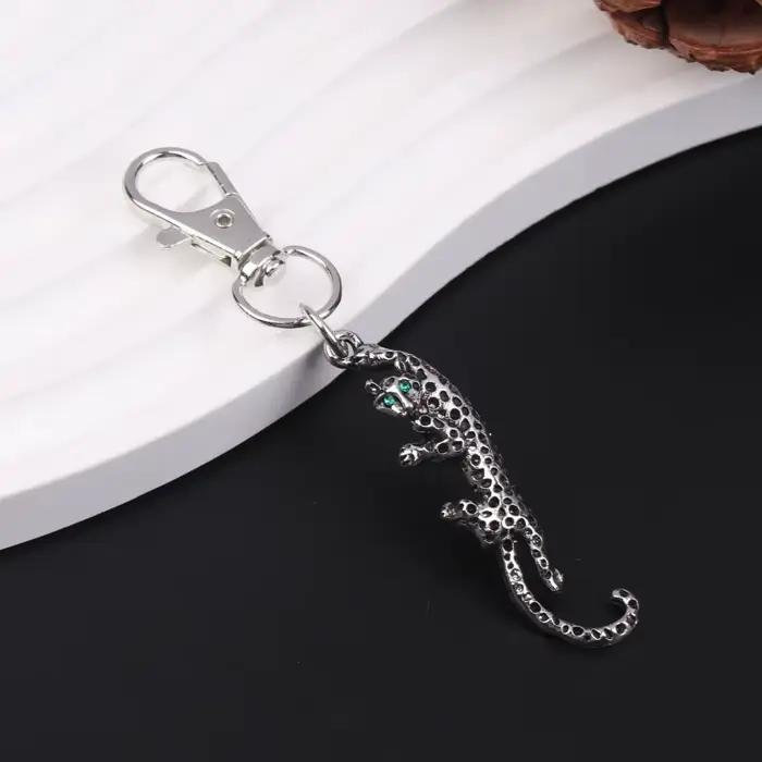 Porte-clés pendentif panthère Animal pour femmes, sac à main, breloques de voiture pour hommes, orne