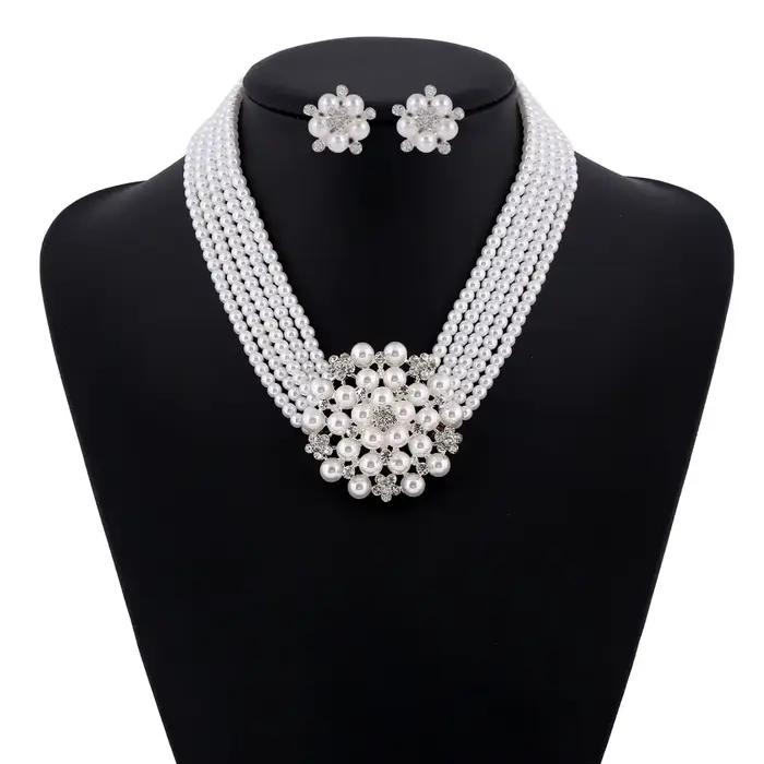 Audrey Hepburn Breakfast at Tiffanile 1950s Costume Jewelry Set, Pearl Necklace, Earring Bracelet, I