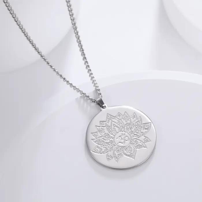 EUEAVAN Collier Pendentif Fleur de Lotus Om Vintage, Colliers Bouddhistes Hindous Aum Ohm, Amulette