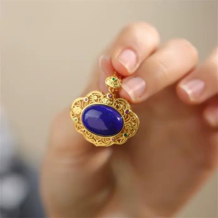 Colliers classiques de films de lapis-lazumovies, pendentif en cristal creux, bijoux en or antique, bleu foncé, élégant et simple, sens élevé, mode
