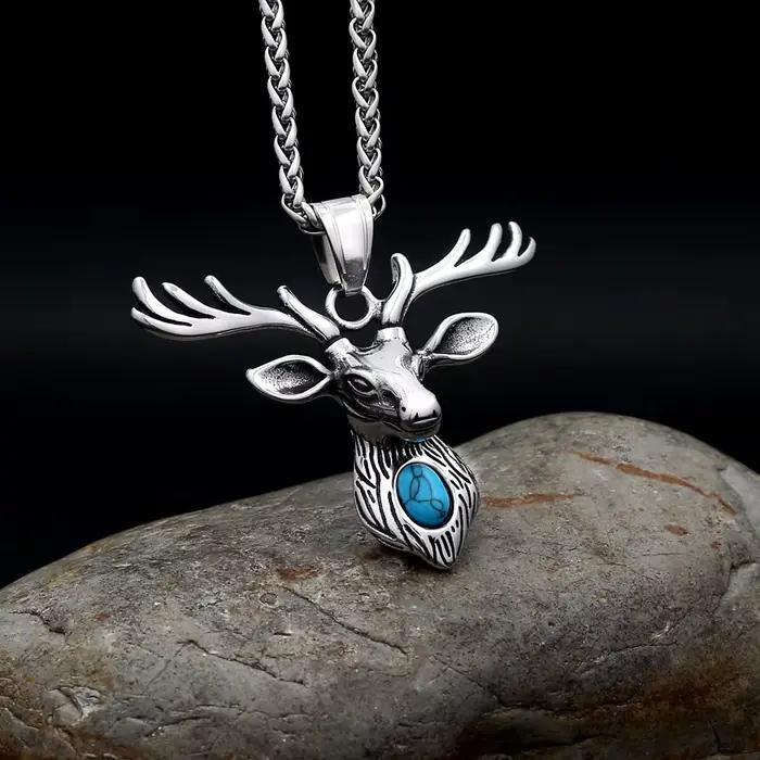 Collier pendentif tête de renne vintage en acier inoxydable incrusté de pierres précieuses artificielles pour homme, bijou de mode urbaine, cadeau