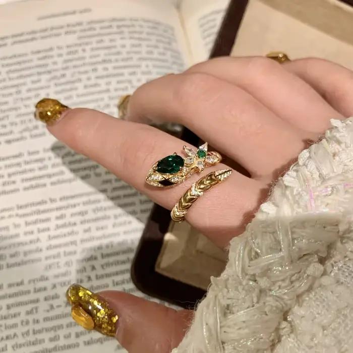 Foydjew – bijoux Vintage, Design serpent, bagues de couleur or incrustées de Zircon vert, anneau ouvert réglable pour femmes