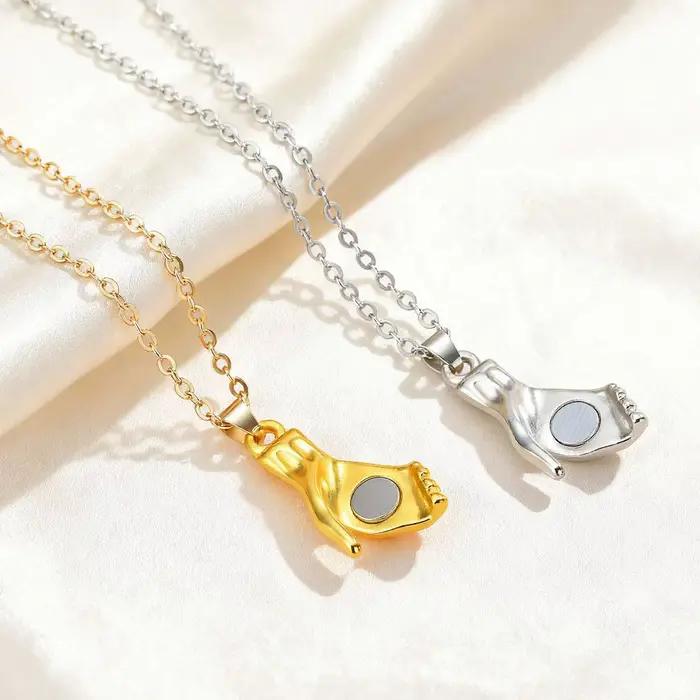 Ensemble Unique de collier d'attraction magnétique pour Couple, pendentif à main pour femmes et hommes, cadeau de saint valentin