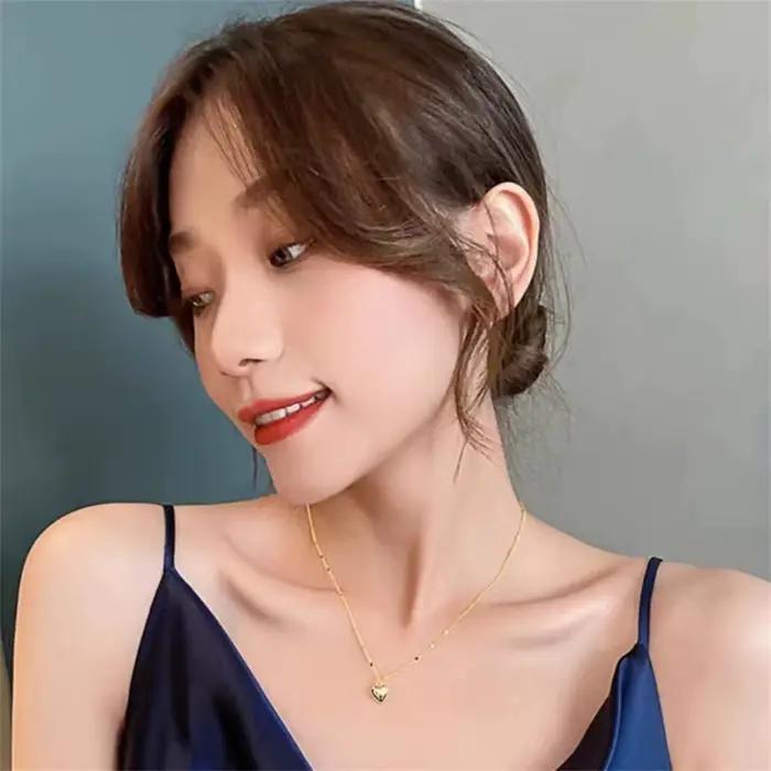 Collier avec pendentif d'amour Simple pour femmes, chaîne de clavicule, ras du cou tendance, couleur or, bijoux à la mode, cadeau personnalisé