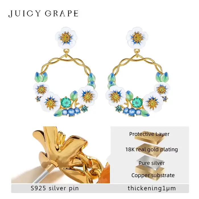 Boucles d'oreilles couronne de myrtille Boucles d'oreilles pendantes en myrtille Boucles d'oreilles fleur émaillée faites à la main Boucle d'oreille de fruits Plaqué or 18 carats Cadeau d'anniversaire
