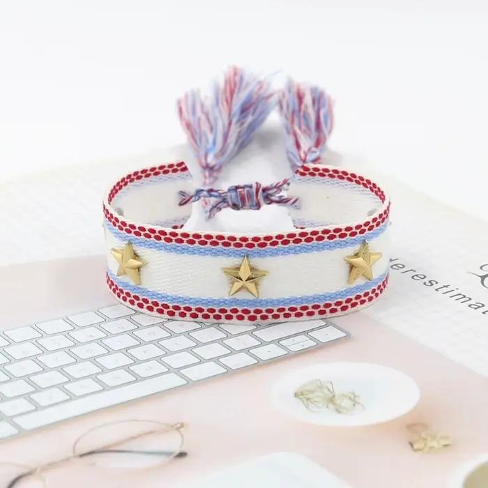 Bracelets Bohèmes Tissés à la Main avec Pompons, Rivets Étoiles, Bracelets Ajustables pour l'Amitié, Bijoux pour Femmes
