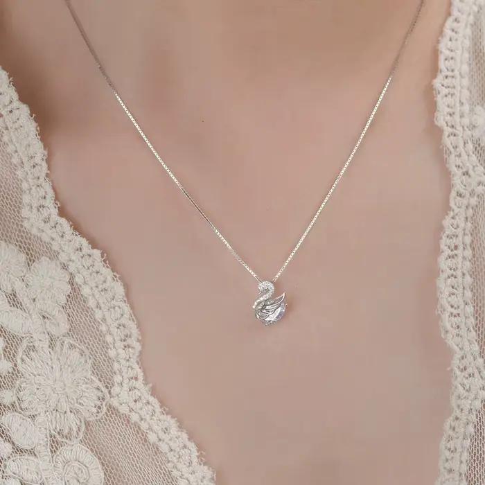 Collier pendentif petit cygne incrusté de diamants, personnalisé, à la mode, pour fête de mariage, clavicule pour dames, bijoux de vacances, cadeau