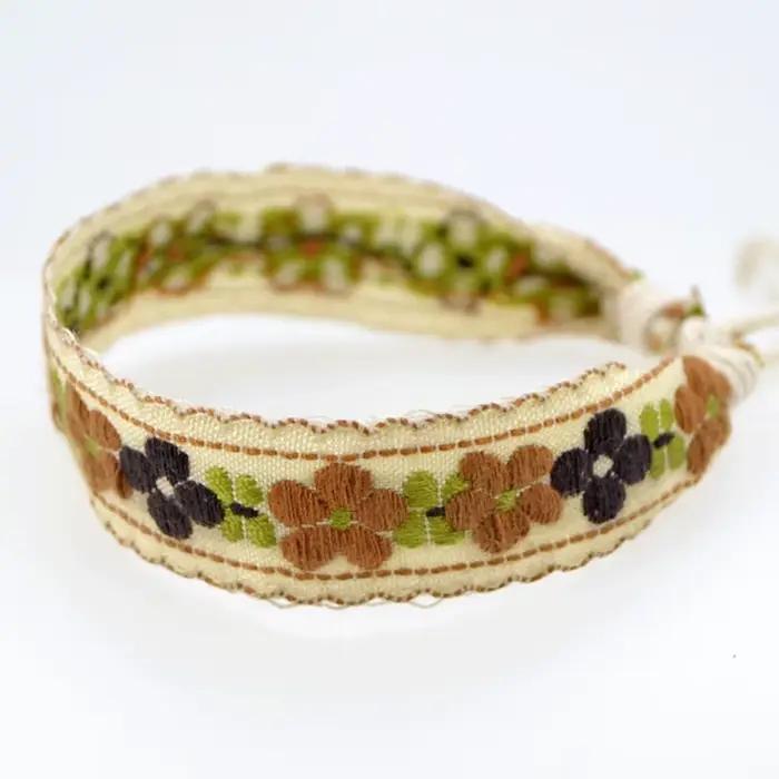 Bracelet brodé Boho Harvey Flower, bracelets tressés faits à la main, bijoux