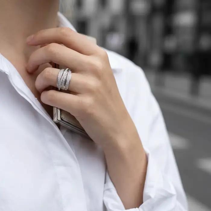 Bague créative à plusieurs niveaux en forme d'orbite céleste pour femmes, avec strass brillants, inspirée de la galaxie, accessoires de bijoux empilables