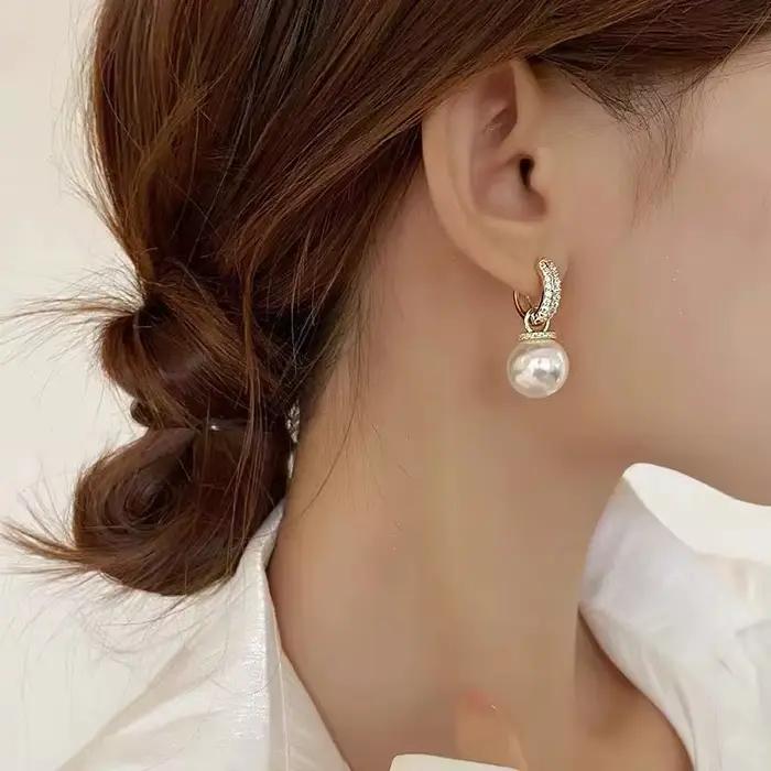 Boucles d'oreilles pendantes en perles de Zircon incrustées, Design de luxe léger français, accessoires de bijoux exquis pour femmes lors des fêtes