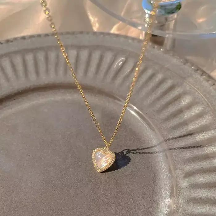 Collier papillon brillant pour femmes, pendentif exquis, Double couche, chaîne de clavicule, bijoux à la mode, cadeau, nouvelle collection