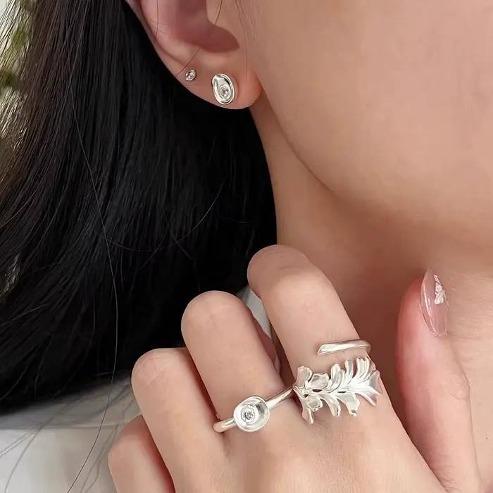Bague asymétrique en feuille de Ginkgo pour femmes, couleur argent, ouverte et réglable, bijoux tendance, accessoires minimalistes