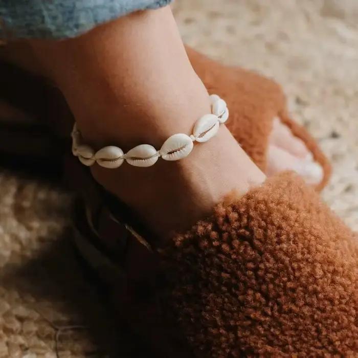 Collier en coquillages fait main, bijoux de style océanique | Cadeau pour elle | Collier réglable en corde cirée tressée, style île tropicale Hawaï, plage