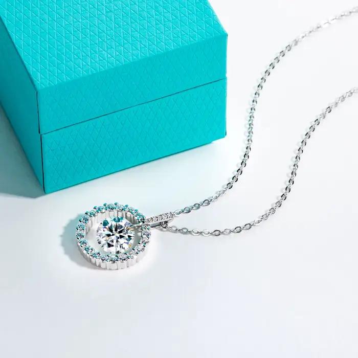 AnuJewel 3ct D couleur Moissanite diamant Halo pendentif collier 925 en argent Sterling cadeaux de saint valentin bijoux en gros