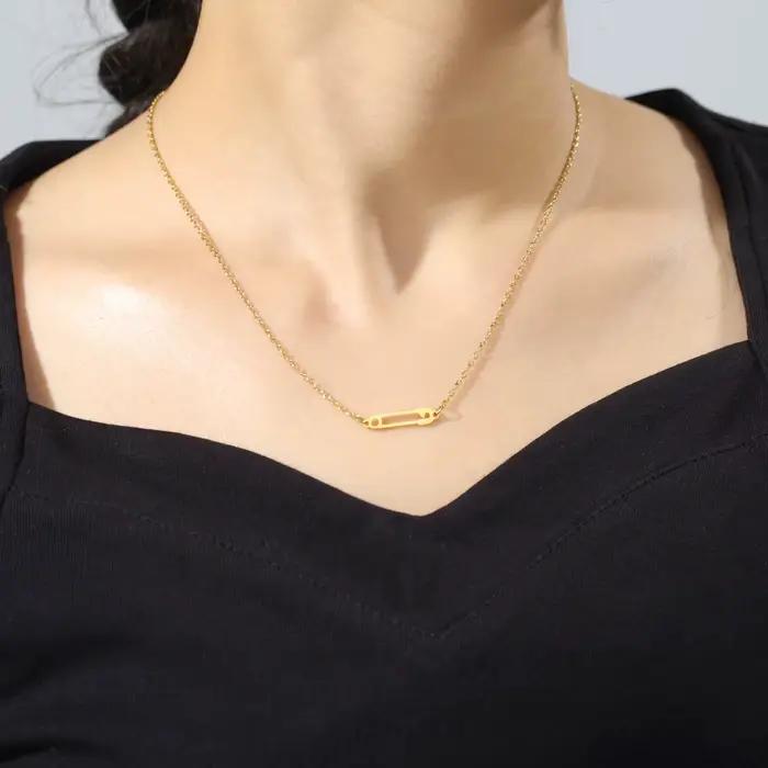 Unift Zunderes-Collier en acier inoxydable avec épingle à nourrice pour femme, tour de cou pour fille, cadeau de bijoux de foi de manucure élégante