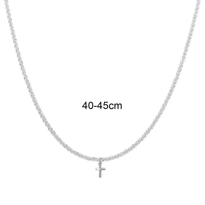 Collier ras du cou avec croix et clavicule, 1 pièce, simple
