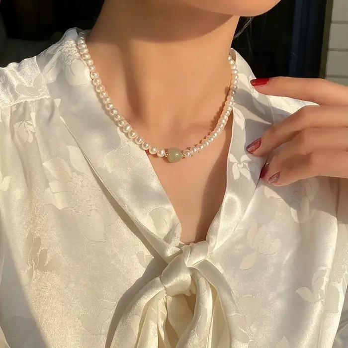 Collier 100% naturel brillant en perles d'eau douce et pierre de Jade néphrite, rempli d'or 14K, bijoux pour femmes, chaînes courtes, cadeaux