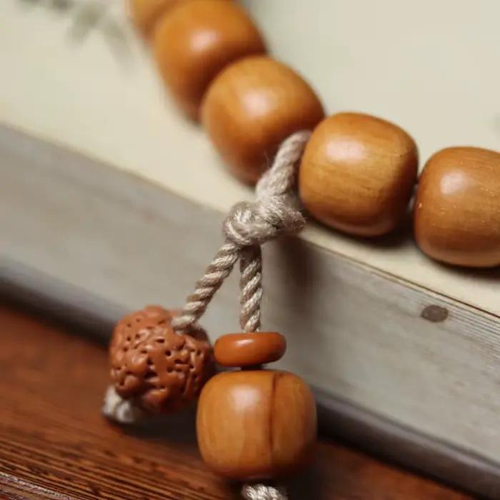 Bracelet en bois de santal de montagne ancienne, petit pendentif en diamant, Style artisanal unisexe, bijoux Mala, cadeau de vacances