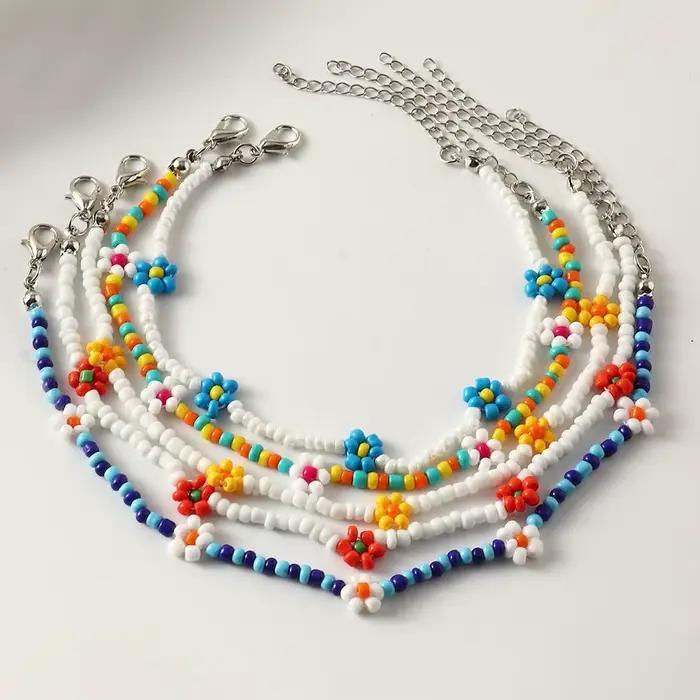 Collier ras du cou bohème pour femme, motif marguerite, perles et fleurs, idéal pour l'été et la plage, cadeau de bijoux charmant