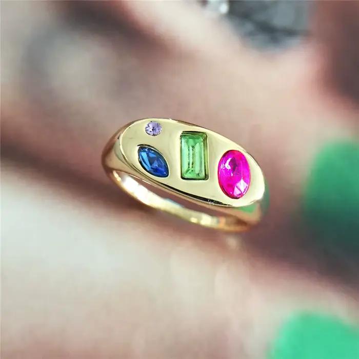 Bague incrustée de pierre colorée plaquée or 18 carats pour femme, bijoux élégants, accessoires de fête de mariage, haute qualité