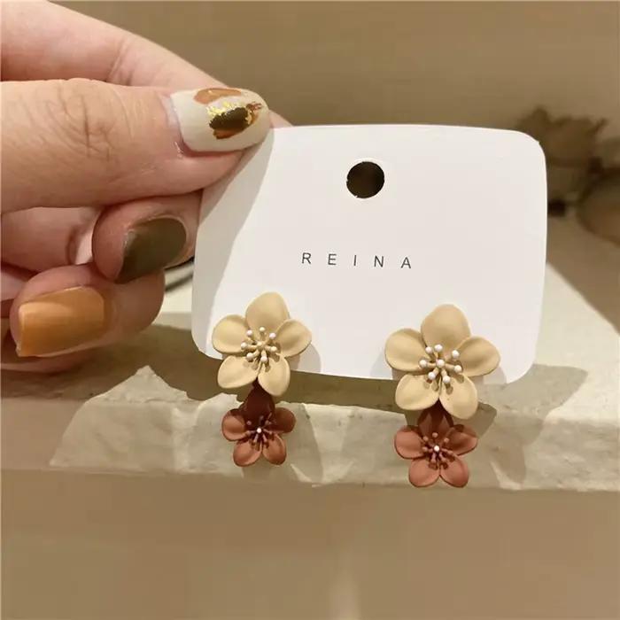 Boucles d'oreilles pendantes simples en forme de fleur de café pour femmes, nouveaux bijoux à la mode coréenne pour fête de mariage, accessoires de bijoux élégants pour filles